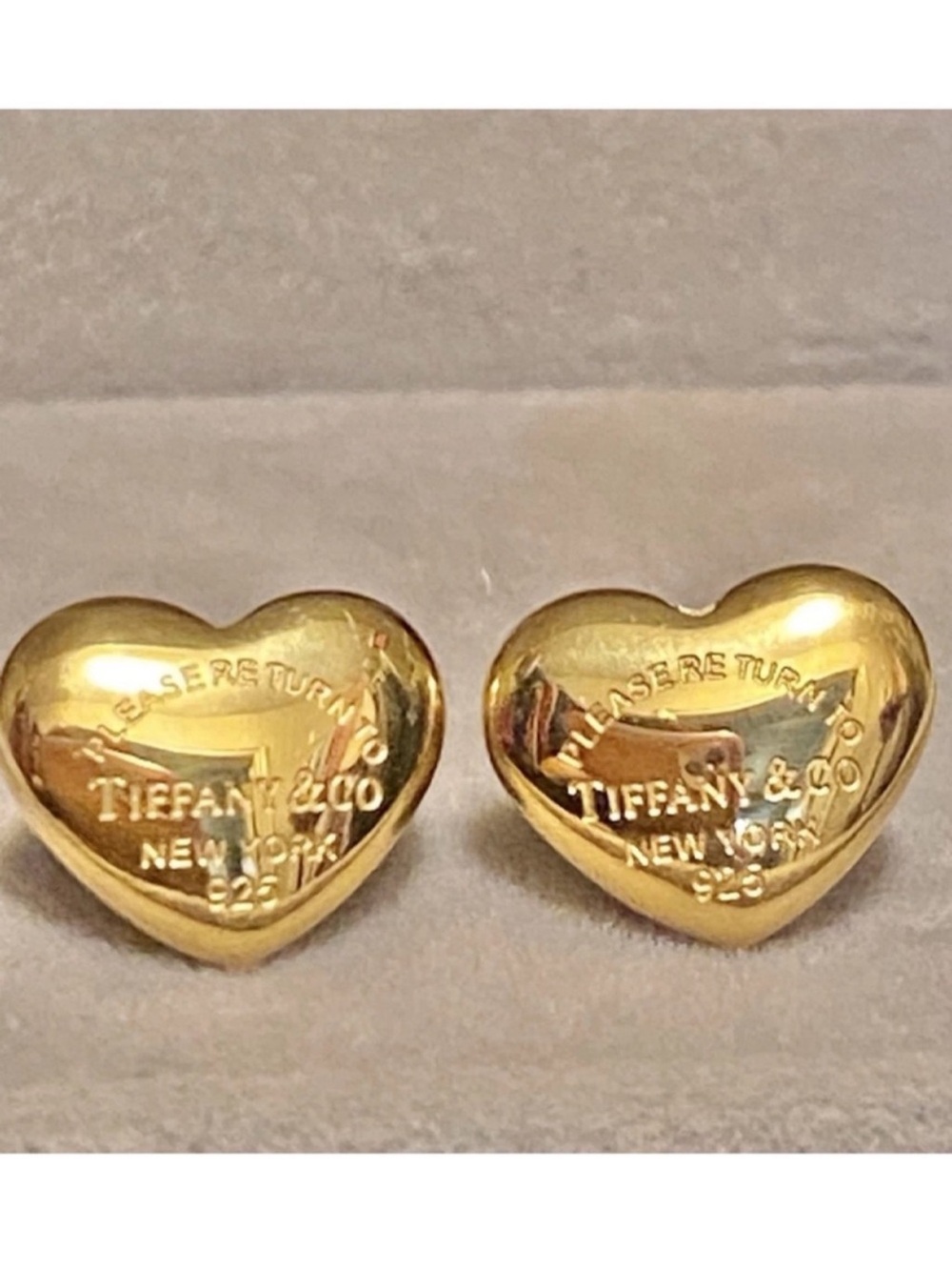 Fashion Jewelry 14K Gold Plated
Heart Stud Earrings - Polished
Gold Tone